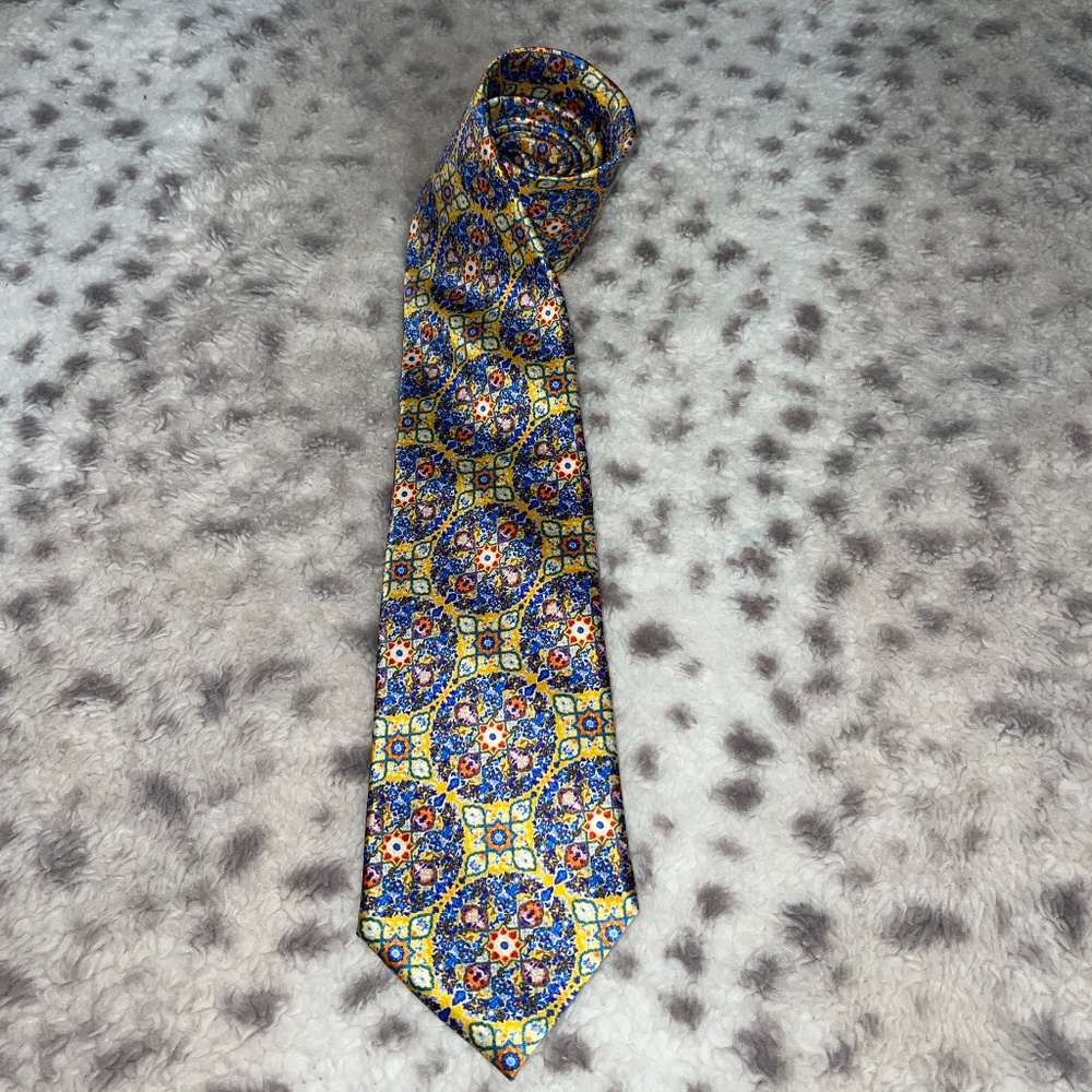 NWT Jos. A. Banks Reserve Collection Gold and Blue Silk Tie